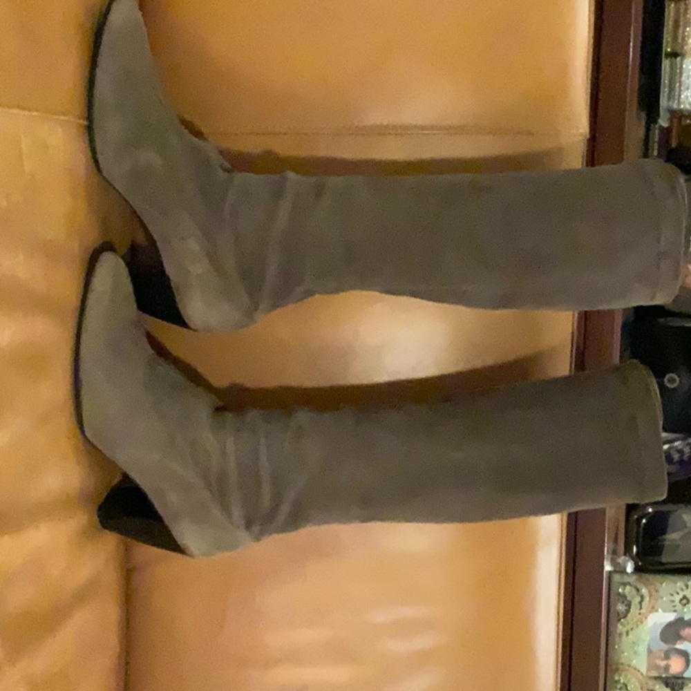 Suede gray boots